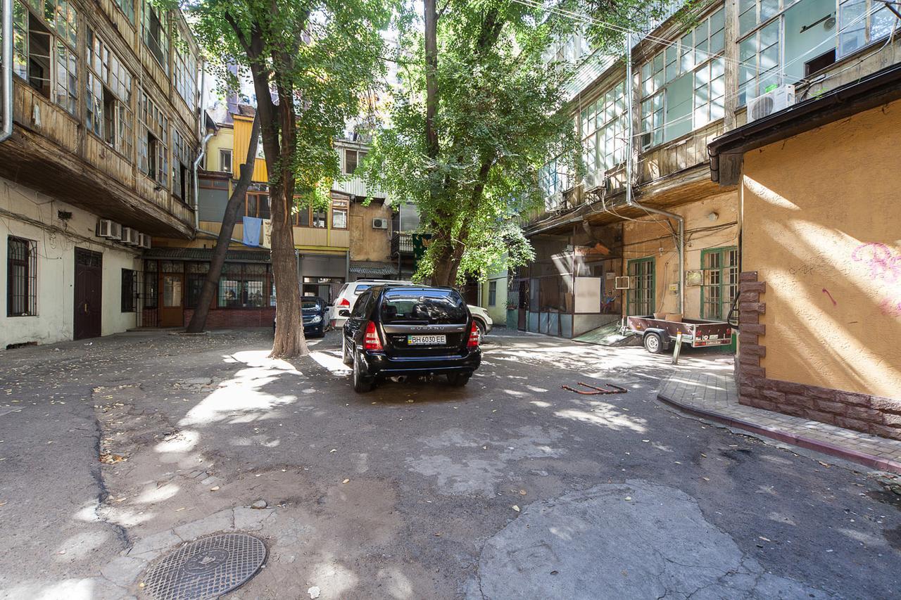 New Vip Aparts Deribasovskaia Одеса Екстер'єр фото